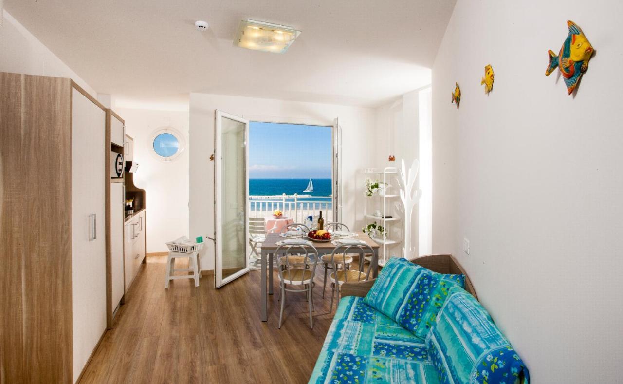 Beach Residence Габічче-Маре Екстер'єр фото